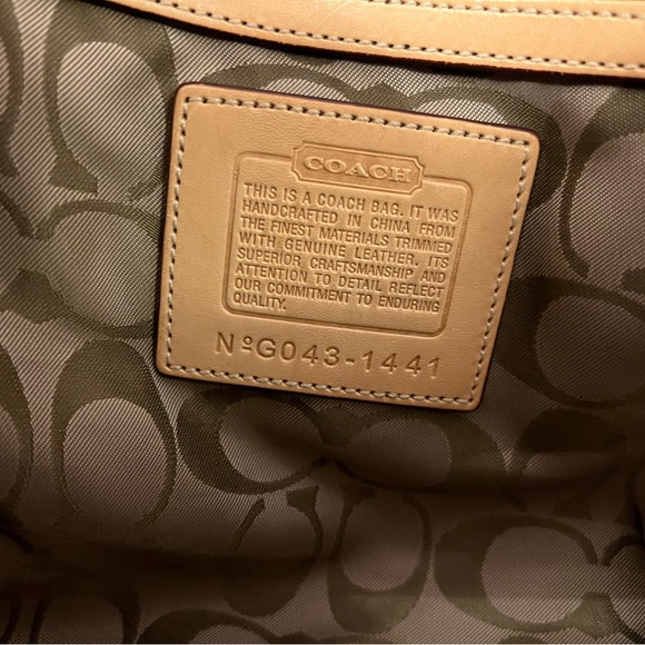 COACH multicolor purse - Picture 3 of 6